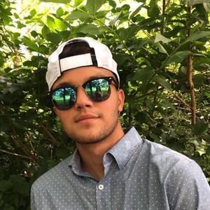 Meet your Posher, Aaron